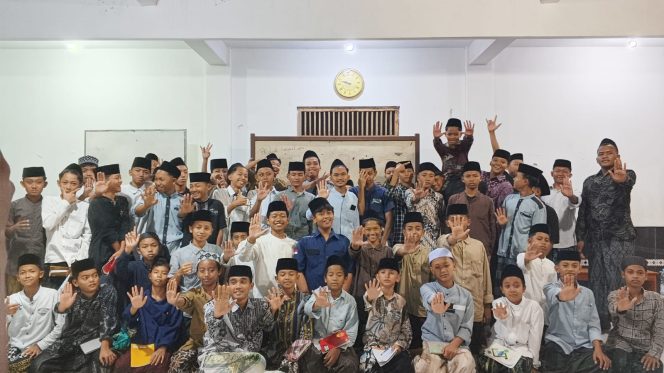 
 Cegah Perundungan dan Pelecehan Seksual, Pengurus Pondok dan Tim SATGAS Adakan Sosialisasi Anti Bullying